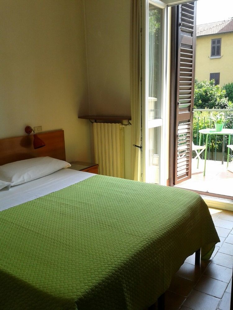 Hotel Malta Milan Exterior photo